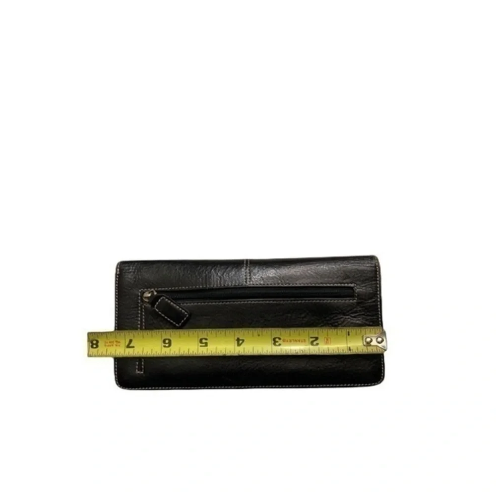 Tusk black leather wallet